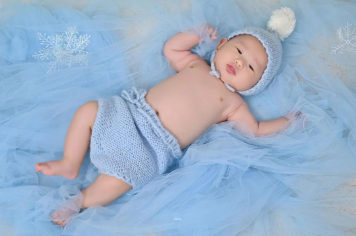 迁安市宝宝不肯吸母乳怎么办